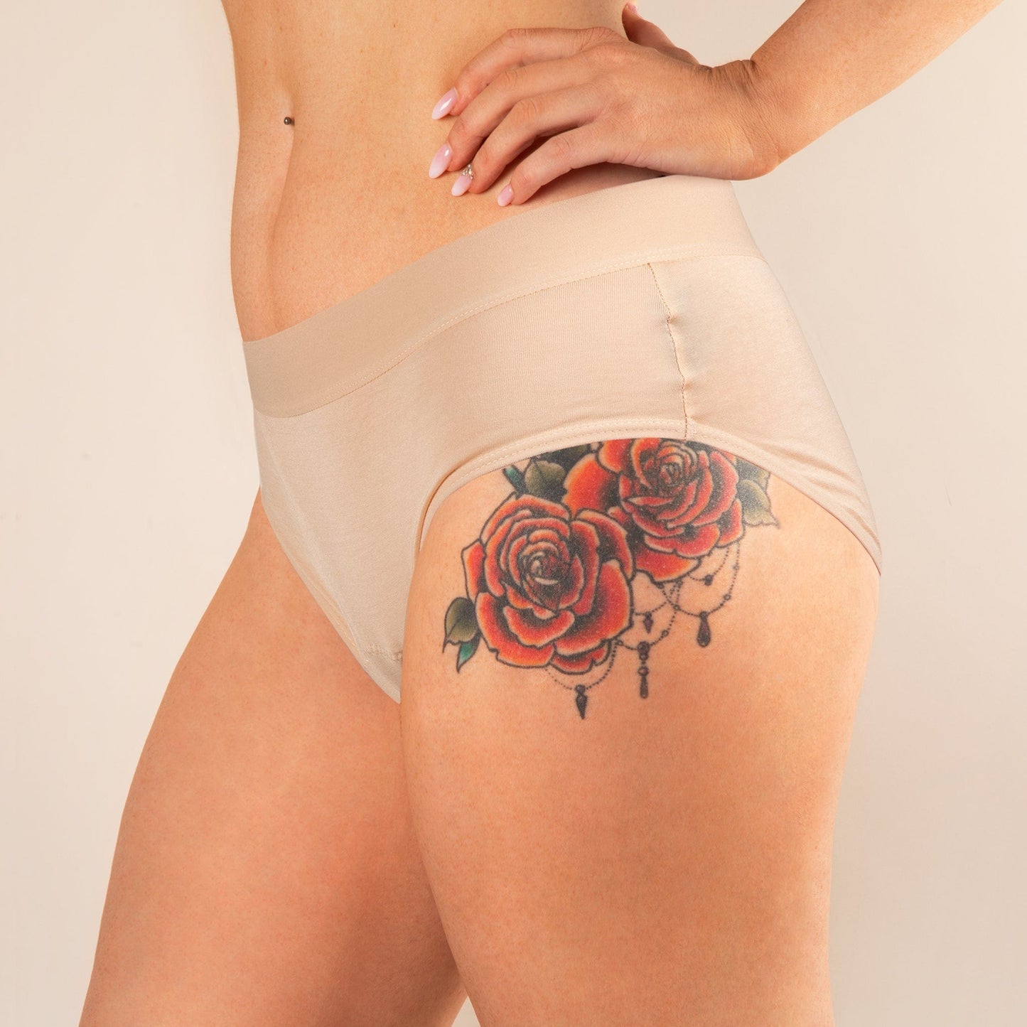 culotte menstruelle léa beige profil